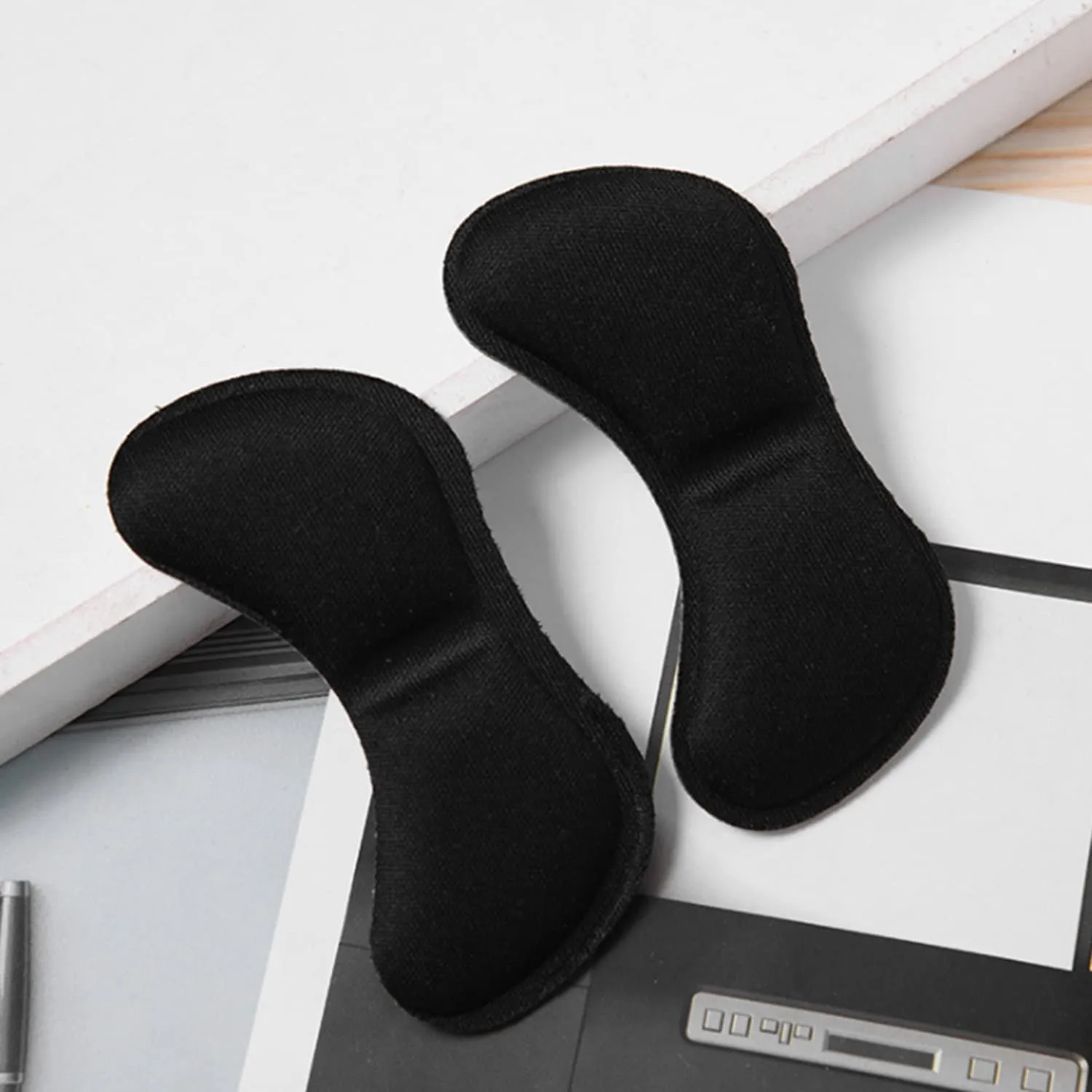 ALLY-MAGIC Heel Cushion Inserts 4 Pairs Heel Grips Shoe Pads Self-Adhesive Heel Cushion Anti-Slip Foot Shoe Insoles Stickers for Women and Men Y4-YBHGT