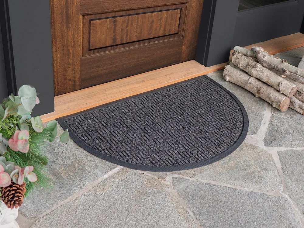 Checker Half Round Indoor Outdoor Door Mat - 24" x 36"