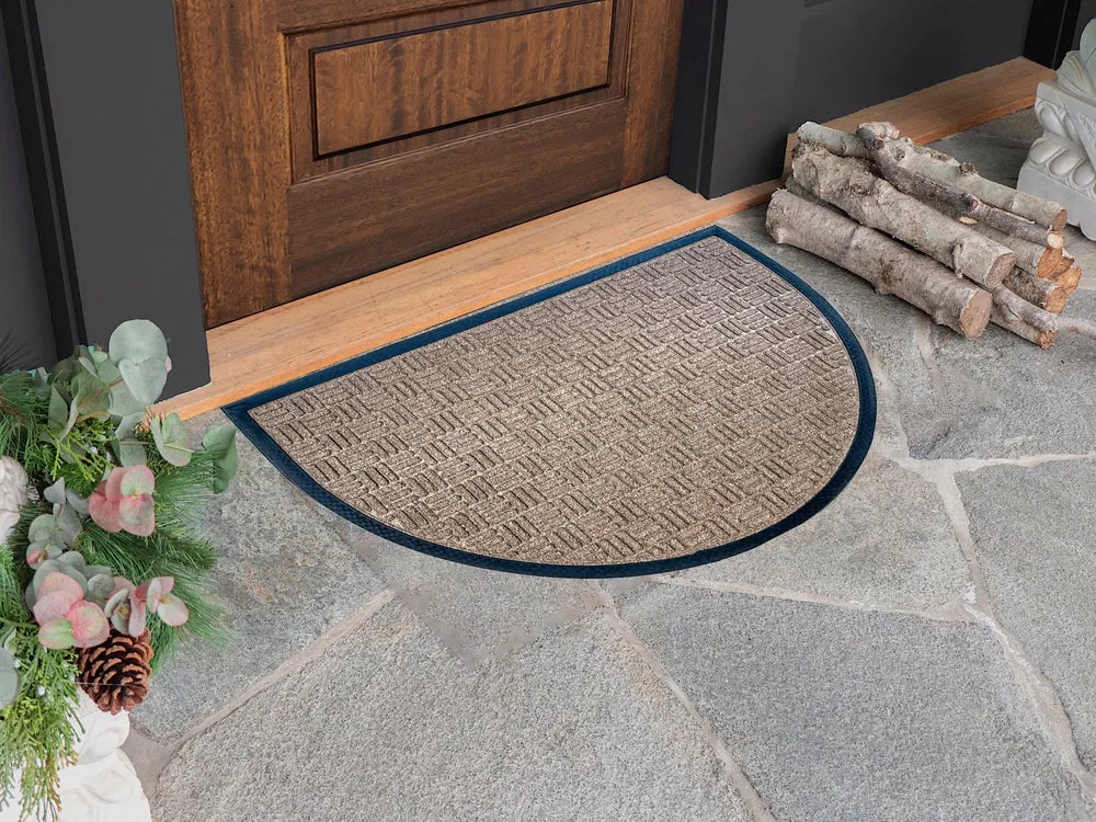 Checker Half Round Indoor Outdoor Door Mat - 24" x 36"