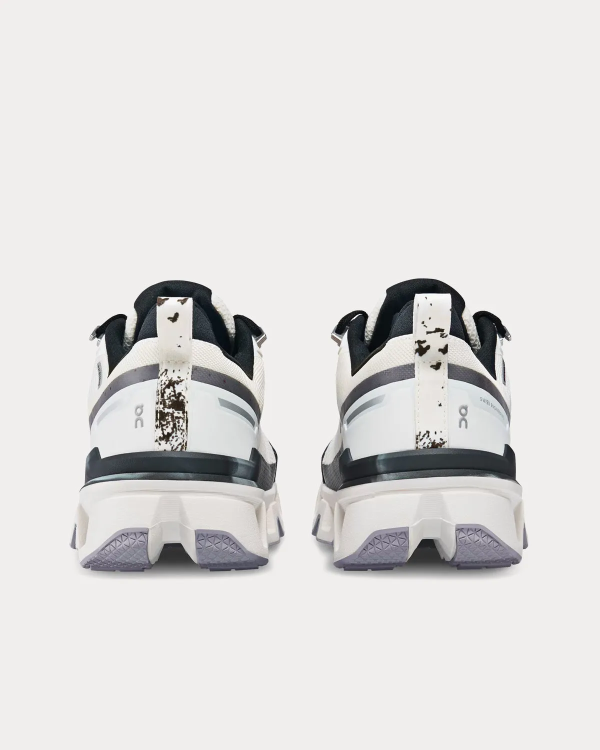 Cloudwander Waterproof Ivory / Black Running Shoes