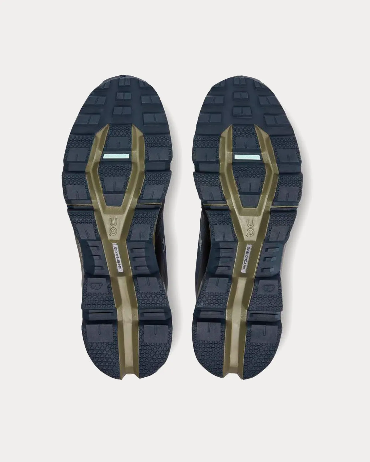 Cloudwander Waterproof Midnight / Olive Running Shoes