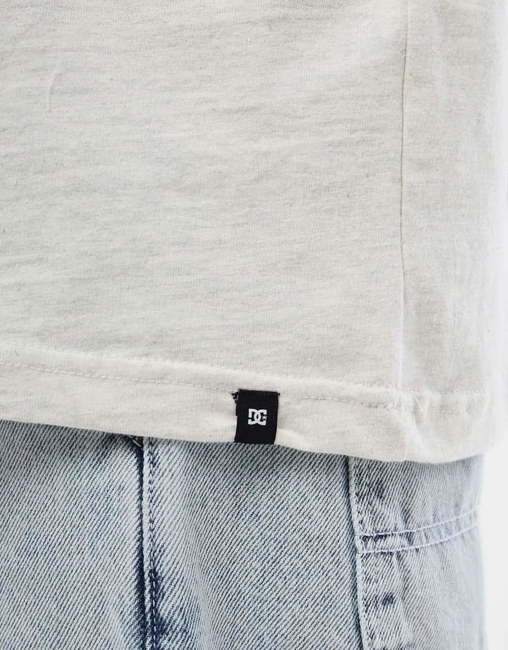 DC x Skateboard Café DCSHOECAFE T-Shirt - Ash Heather