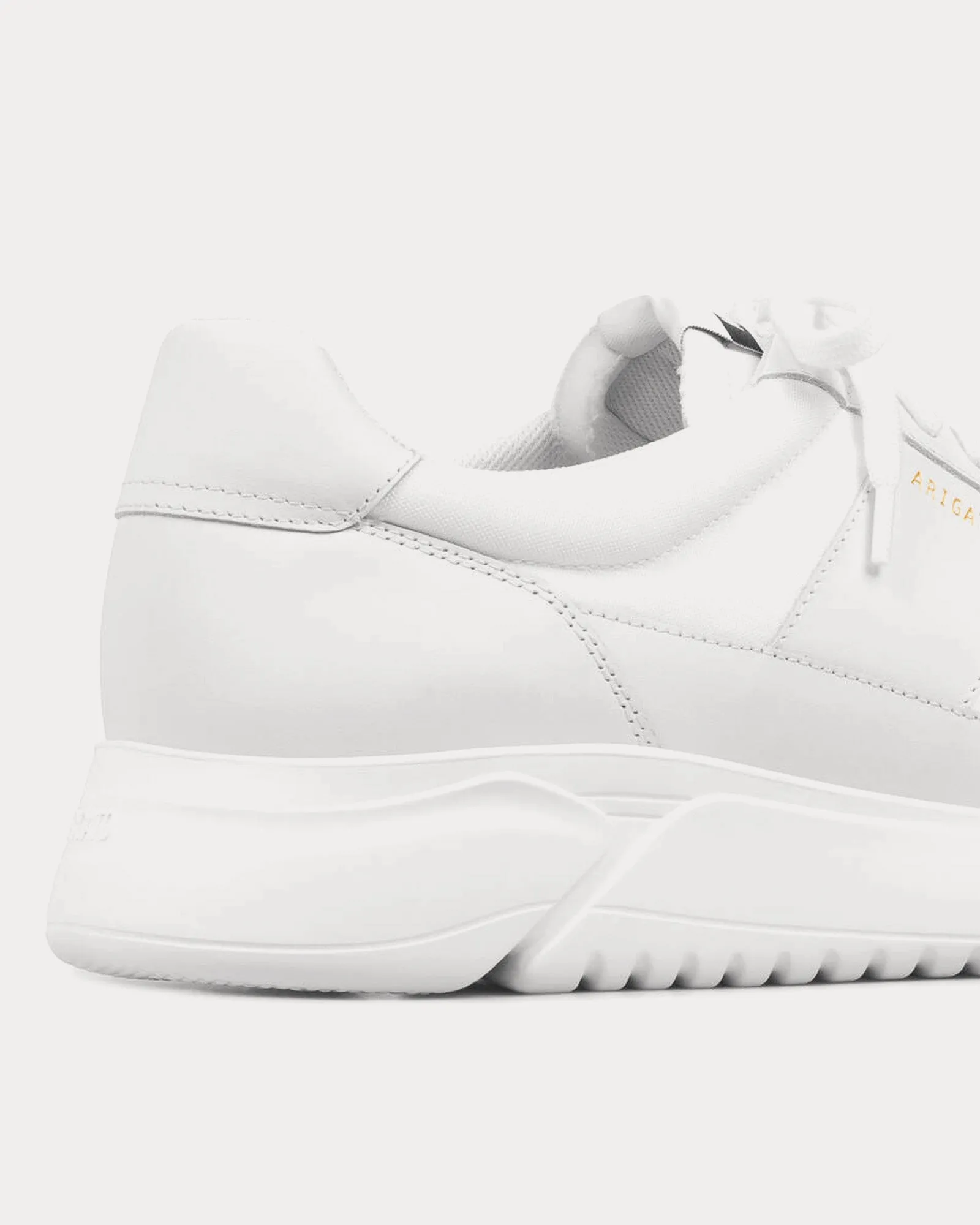 Genesis Vintage Runner White / White Low Top Sneakers