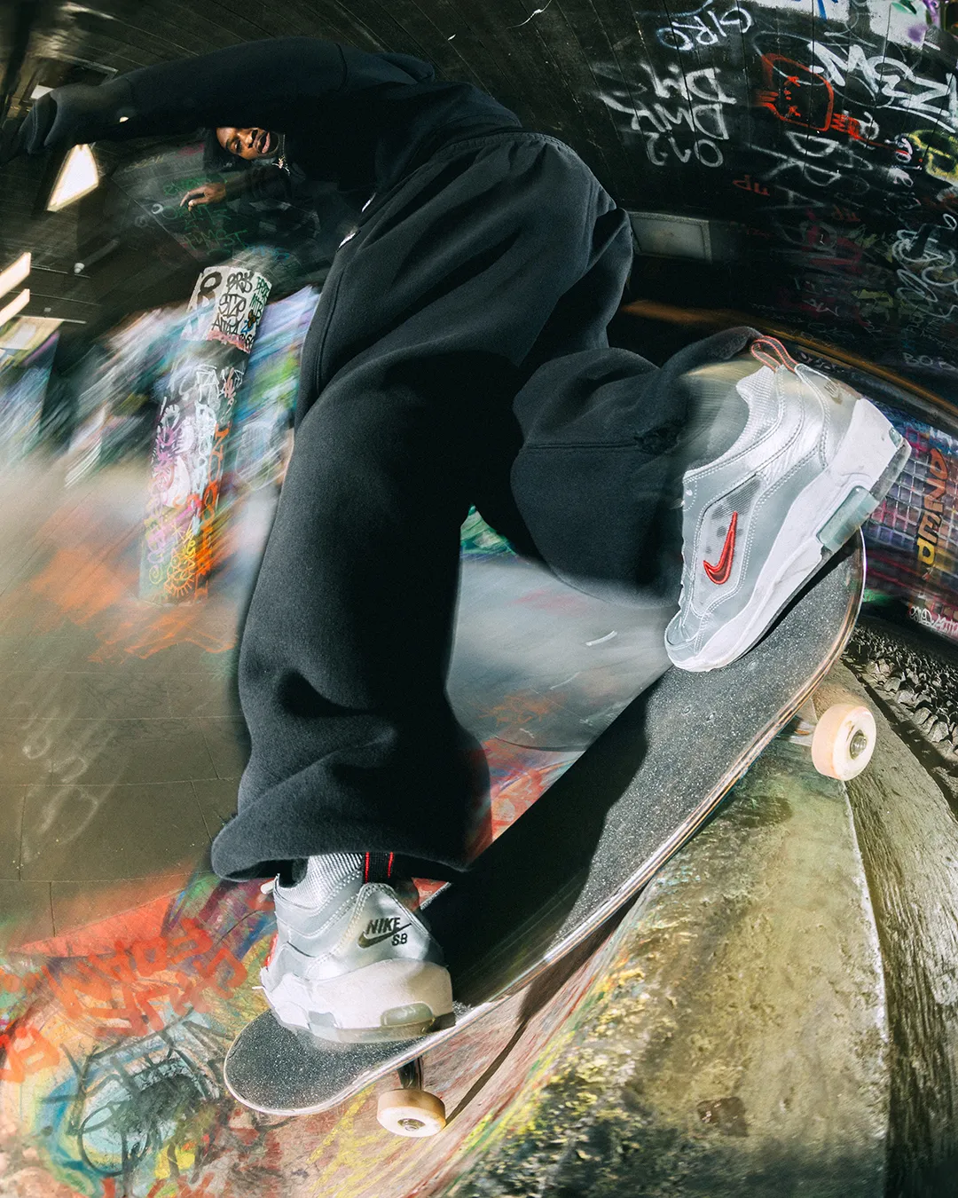 Nike SB Air Max Ishod Premium "Silver Bullet" Skate Shoes