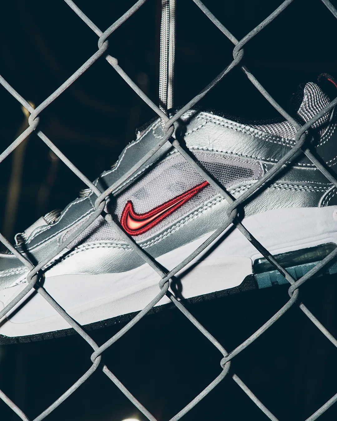 Nike SB Air Max Ishod Premium "Silver Bullet" Skate Shoes