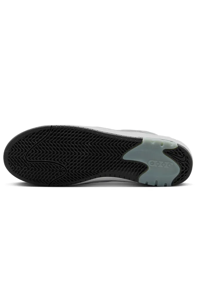 Nike SB Air Max Ishod Premium "Silver Bullet" Skate Shoes