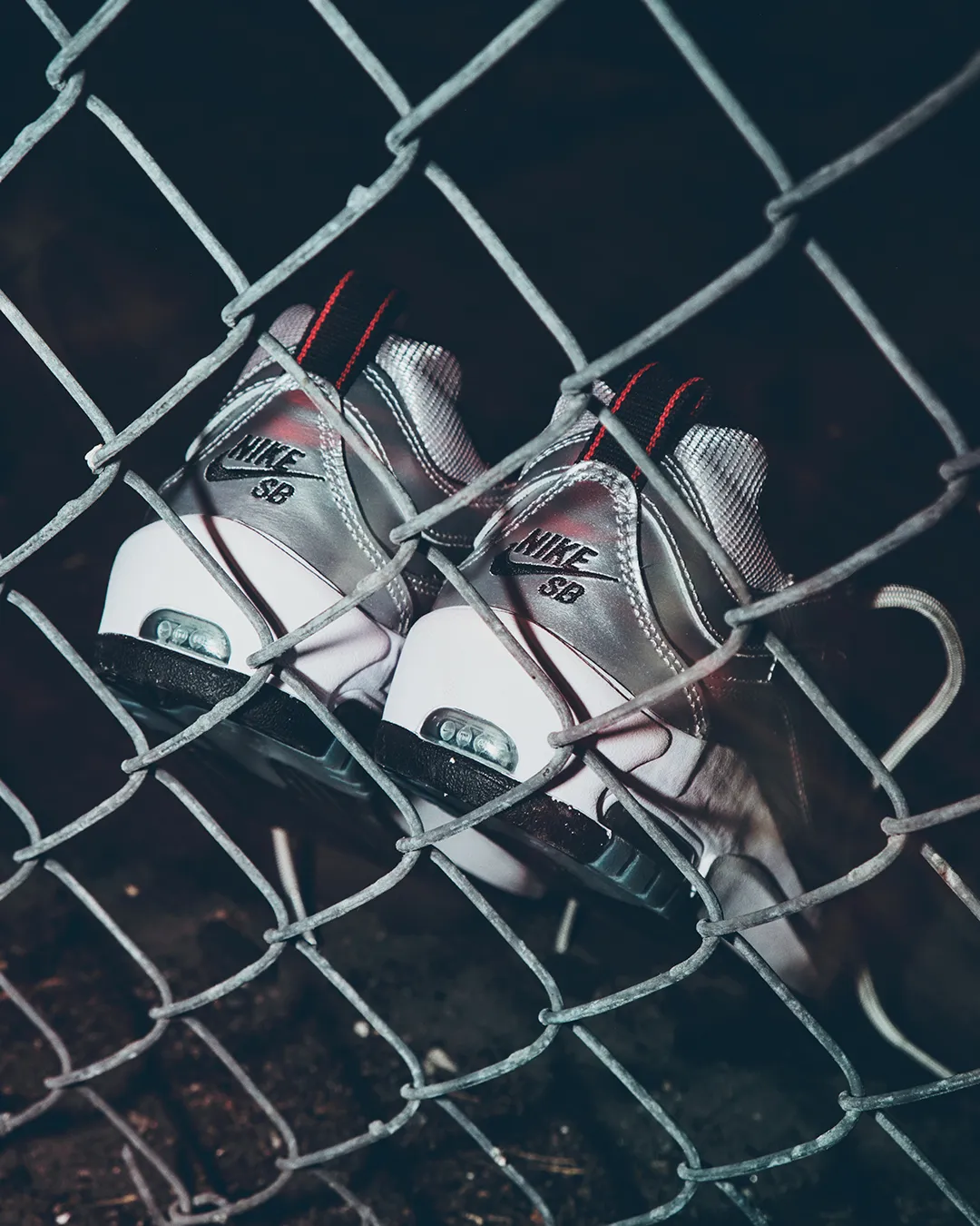 Nike SB Air Max Ishod Premium "Silver Bullet" Skate Shoes