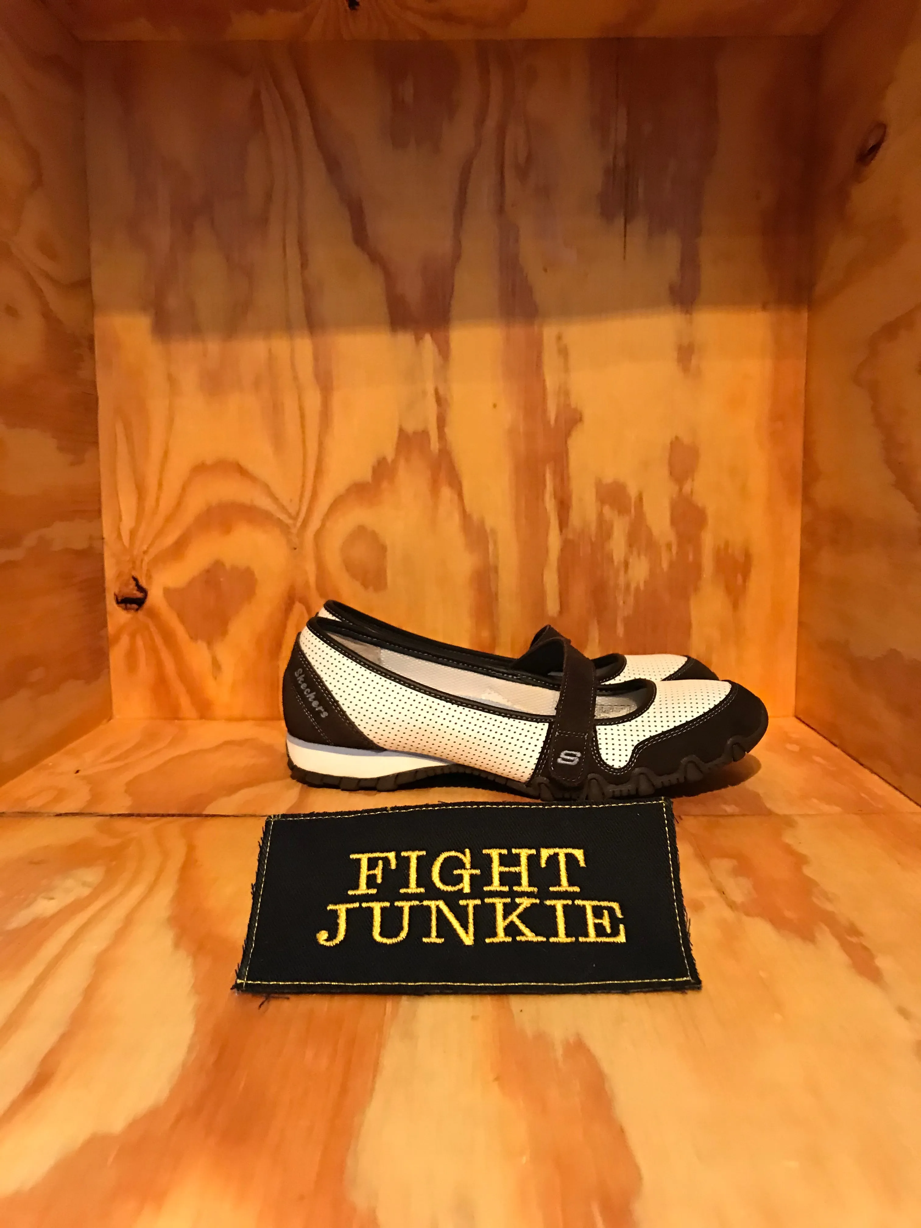 SKECHERS SKETCHERS BALLERINA BIKERS MARY JANE Women's Size 7.5 Leather Shoes Sneakers