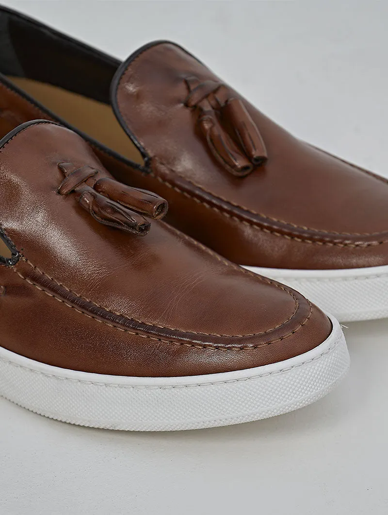 SLIP-ON LEATHER SHOES IN COGNAC